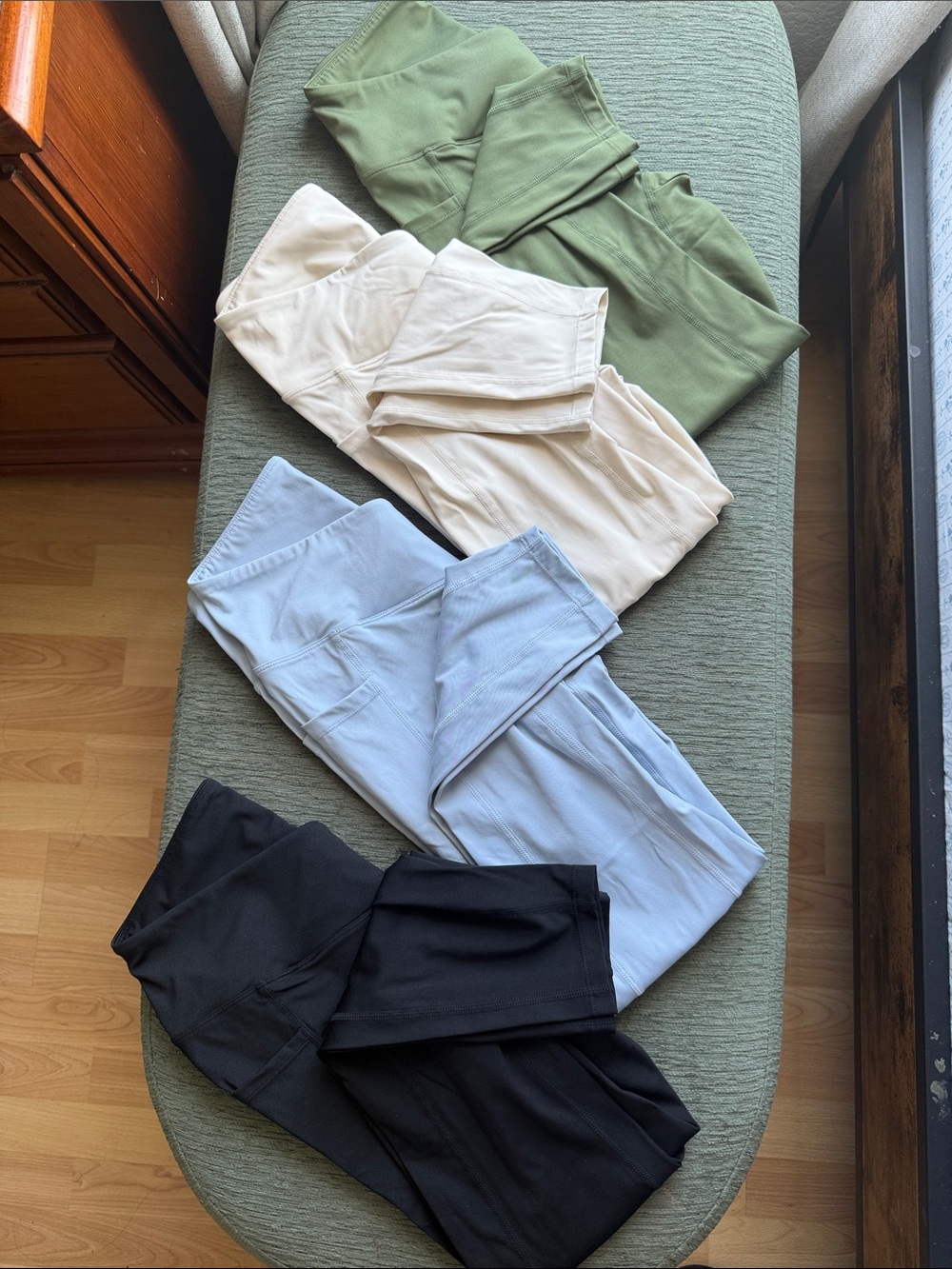 Cosmolle Leggings Bundle New without tags